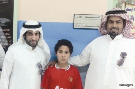 الطفل السعودي  "بشّار العنزي" يجبر عائلته بتغيير اسمه بسبب الرئيس السوري 