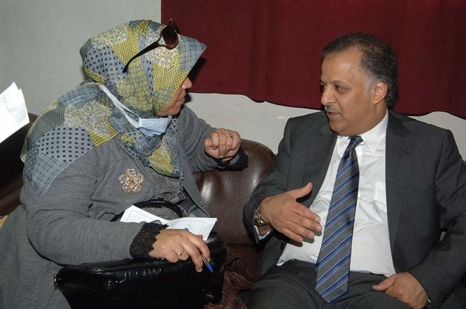 دمحمد الهيفي متحدثا الى الزميلة هناء السيد﻿
