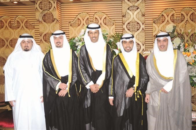 المعرس متوسطا عبدالعزيز الخرينج وبراك ومالك الهيفي وسعود المطيري
