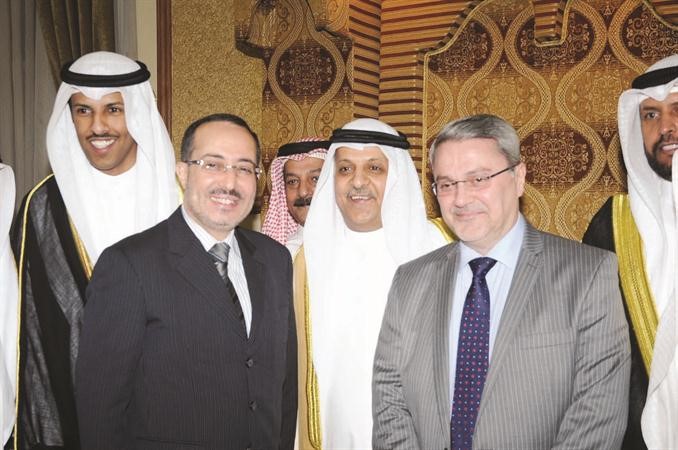 السفير محمد بحر العلوم والسفير يحيى بناني يباركان

