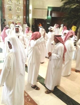 عدد من مربي الابل المشاركين في الاعتصام﻿