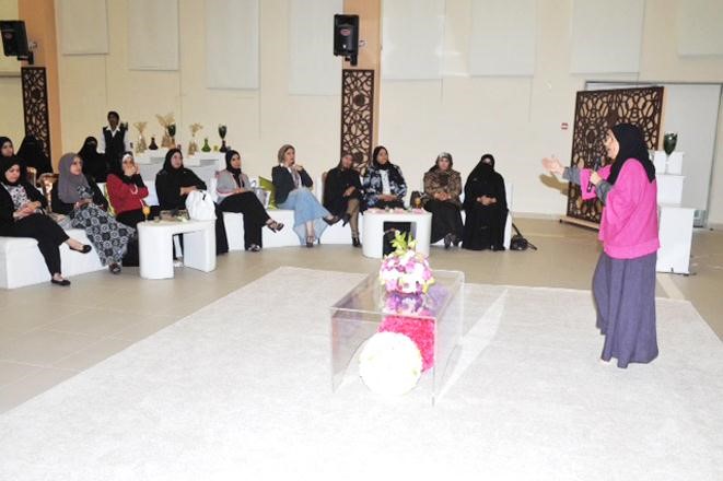  الندوة التي اقيمت على هامش ملتقىفصول التجربة الالمانية ﻿