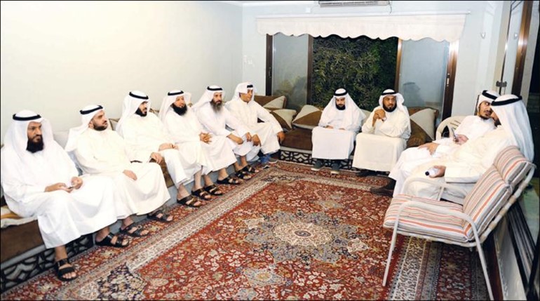 جانب من اجتماع اعضاء المعارضة المنتمين لكتلة الاغلبية واعضاء مجلس 2012 المبطل بديوان البراك﻿