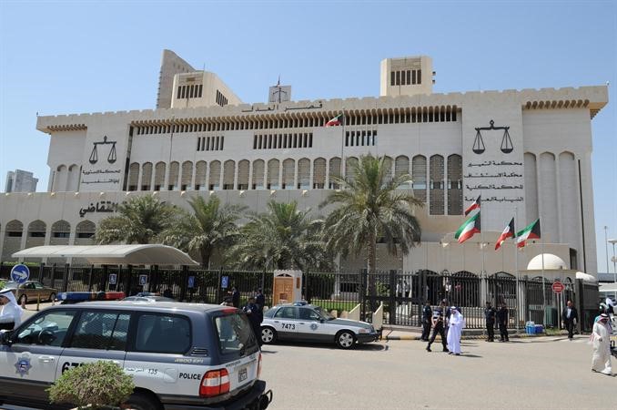 اجراءات امنية مشددة امام قصر العدل امس 	قاسم باشا﻿