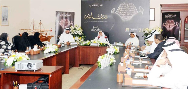 دعبدالمحسن الخرافي يتوسط الشيخ عبدالرحمن الحشاش وحمد المير
