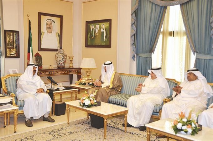 الشيخ مشعل الاحمد ملقيا كلمته خلال اللقاء على هامش توقيع البروتوكول﻿
