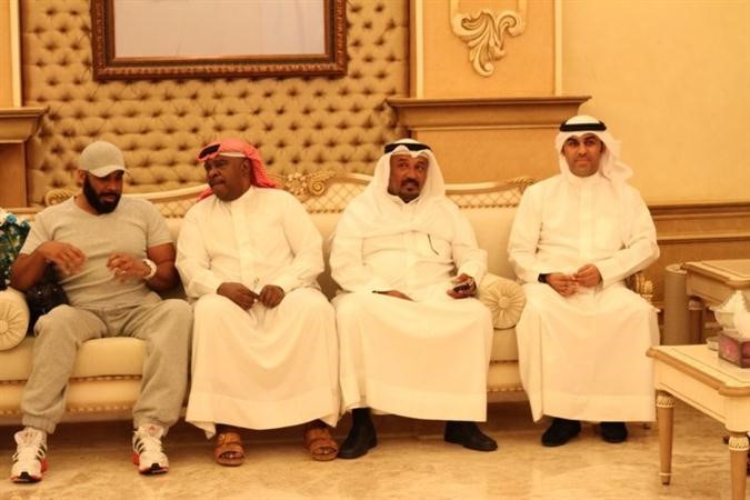 ناصر صالح وجاسم الذياب وعبدالله حسين الى جانب خالد ماجد﻿