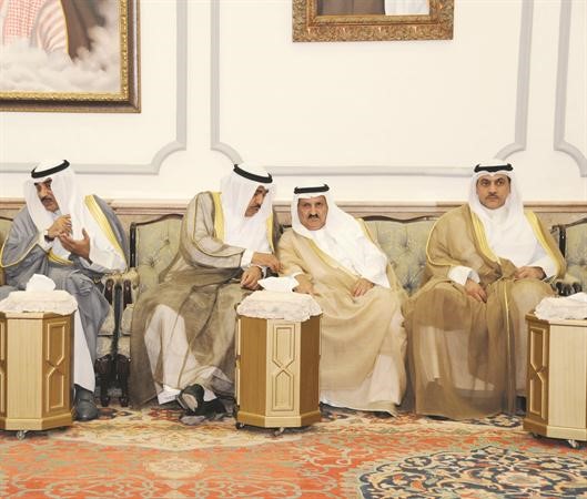 م سالم الاذينة ومحمد شرار وفيصل الحجي والشيخ صباح الخالد