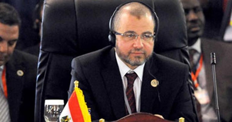حبس هشام قنديل سنة وعزله من منصبه لعدم تنفيذ حكم قضائي