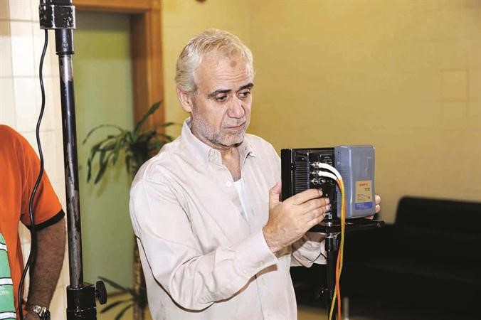 المخرج احمد دعيبس اثناء التصوير
