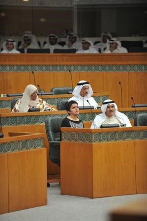 الشيخ سلمان الحمود وصفاء الهاشم وعدنان المطوع ودمعصومة المبارك