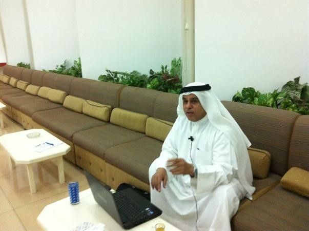 دخالد الشمروخ يلقي محاضرة على التائبين﻿
