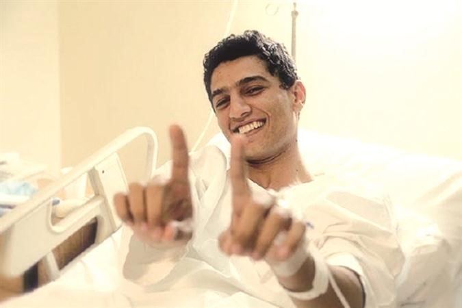 الفلسطيني محمد عساف مشترك اراب ايدول في العناية المركزة