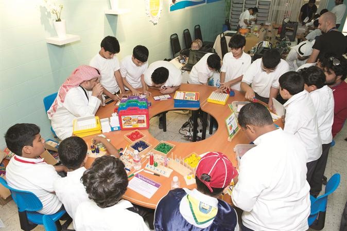 ورشة الرياضيات نجحت في جذب الطلاب ﻿