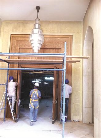 عمال في الموقع﻿