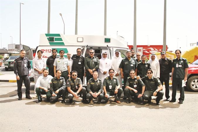 لقطة جماعية للمشاركين في مؤتمر ومعرض الكويت الاول للطوارئ الطبية وادارة الكوارث