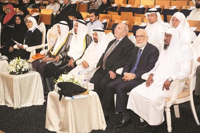 دسليمان الجبيلان ودعمر عبدالكافي ودعبدالله المعتوق ودخالد المذكور	 هاني عبدالله﻿