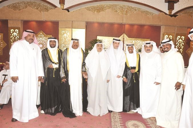 علي النجدي ومبارك الجاسم وماجد الماجد وعلي المطيري يباركون

