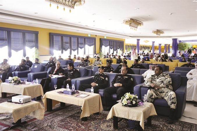 جانب من حضور ندوة تنمية الموارد البشرية﻿