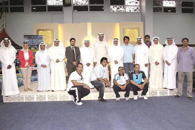 الجزاف مع مسؤولي التربية والمشاركين بالمسابقة ﻿