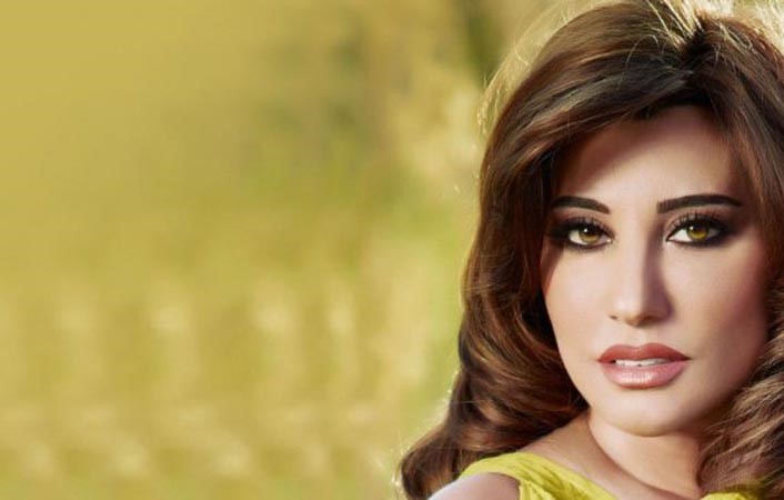 الصورة التي نشرها الماكيير بسام فتوح لنجوى كرم