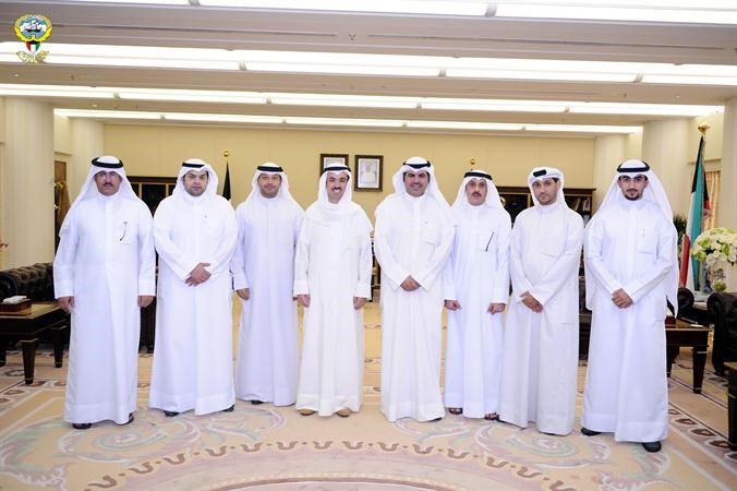 رئيس مجلس الامة علي الراشد مستقبلا عددا من اعضاءقوى1111