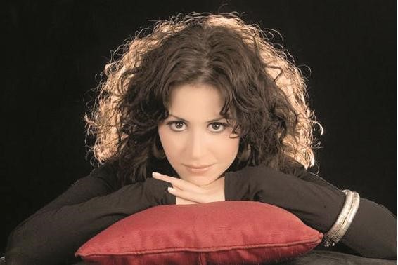 منة شلبي﻿