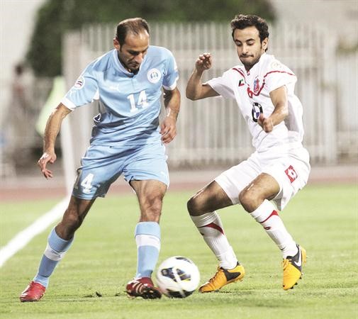 عبدالله البريكي يواجه سلمان عيسى في المباراة 	الازرقكوم ﻿