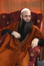  الشيخ احمد الاسير