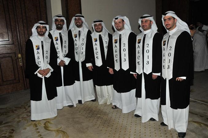 جانب من الخريجين