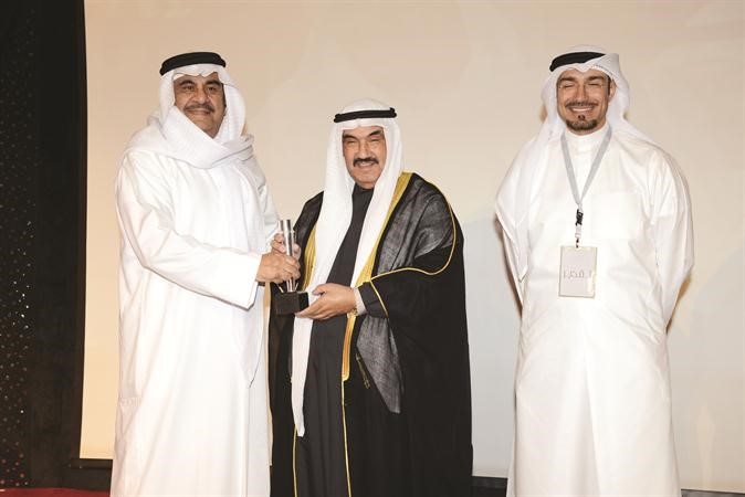  تكريم العملاق عبدالحسين عبدالرضا