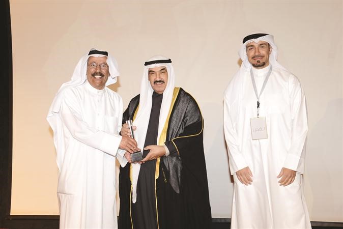 تكريم الشاعر المخضرم بدر بورسلي