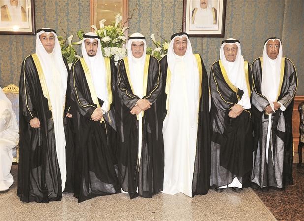 احمد السعدون متوسطا دغيشم الدغيشم وخالد الحمد وعبدالعزيز الدغيشم والمعرس سعود الدغيشم وطارق الحمد
