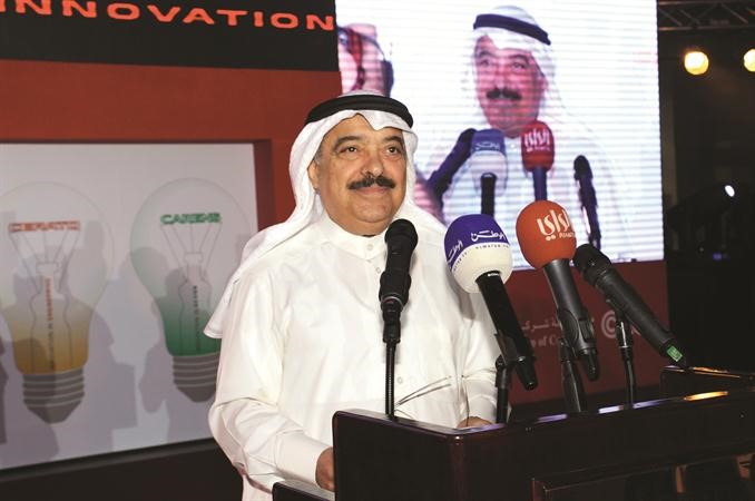 احمد عبدالعزيز المطوع ملقيا كلمته