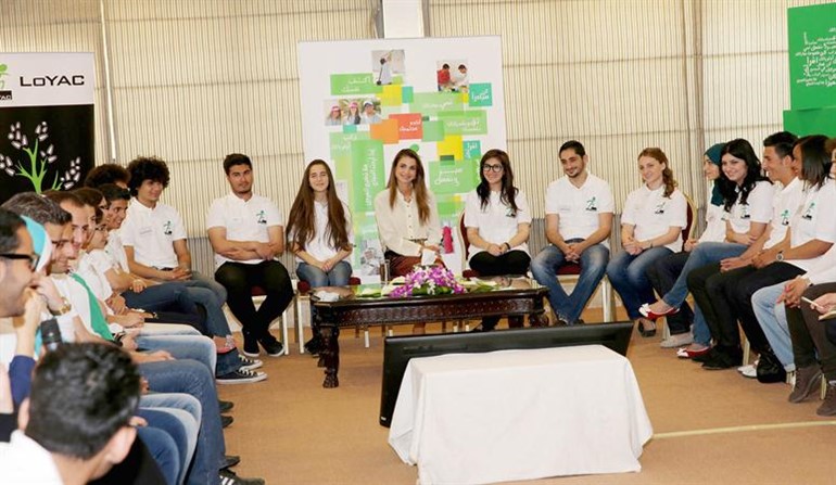 الملكة رانيا في جلسة حوارية مع شباب وفتياتلوياك﻿