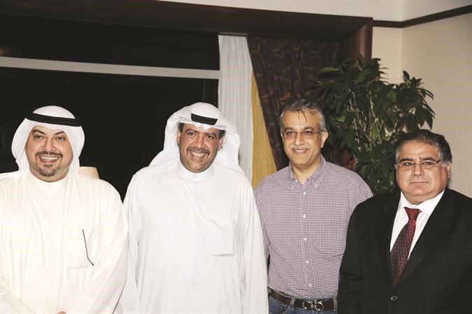 الشيخ احمد الفهد والشيخ طلال الفهد مع الشيخ سلمان بن ابراهيم في كوالالمبور امس