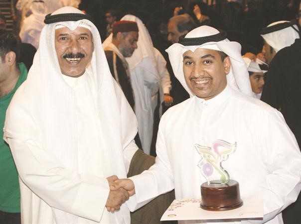 السفير الهيفي مع المخرج الشاب يوسف الحشاش 