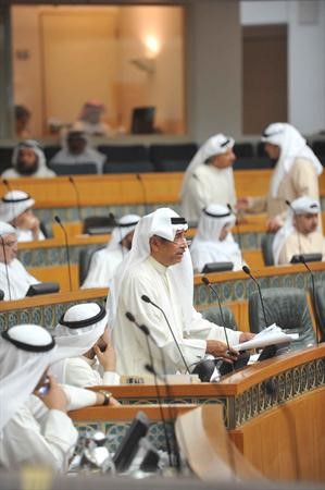 عادل الخرافي﻿