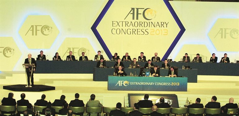 رئيس الاتحاد الدولي فيفا السويسري جوزيف بلاتر يلقي كلمته خلال الجمعية العمومية للا تحاد الاسيوي﻿