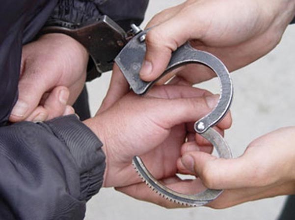 احتجاز ضابط في نظارة «النقرة» للسكر البينبعد بلاغ عن قيادته سيارته المدنية باستهتار ورعونة