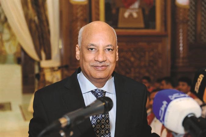 السفير المصري عبدالكريم سليمان ملقيا كلمته