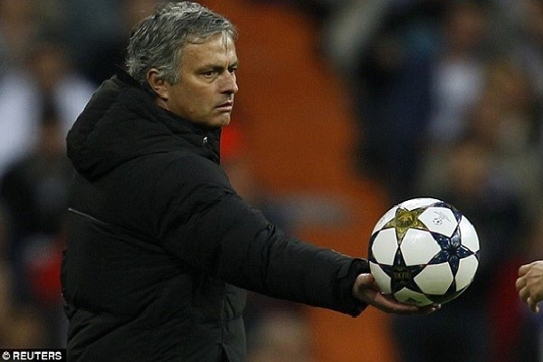 عشرة أسباب لرحيل جوزيه مورينيو عن ريال مدريد