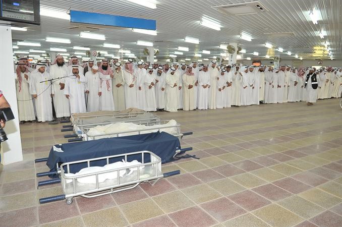 الصلاة على جثمان الفقيد﻿