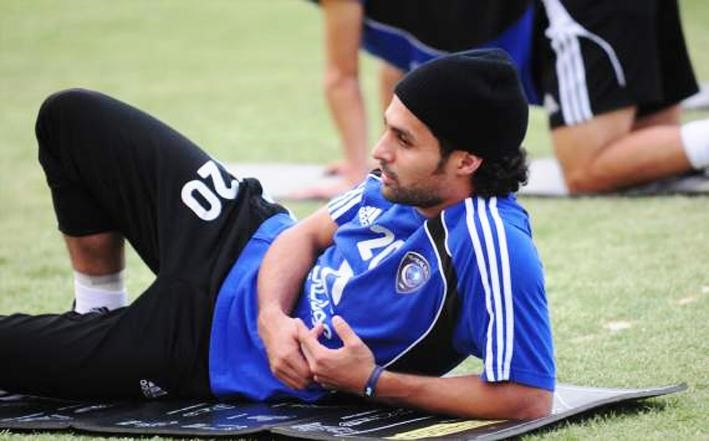مهاجم الهلال ياسر القحطاني مطالب بالتسجيل لانقاذ فريقه