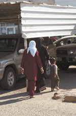 المذكور: الهوية العربية والإسلامية في مهب الريح ومعرضة للاختراق نتيجة المربيات والعاملات اللاتي تنعكس سلوكياتهن على تربية الأبناء