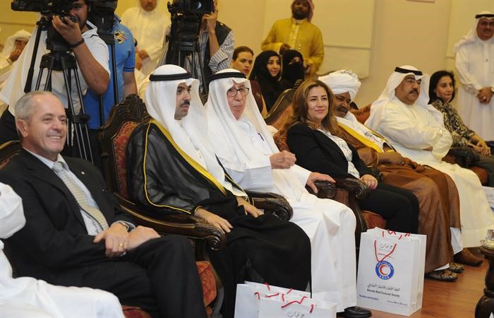 الرئيس علي الراشد وبرجس البرجس خلال الحفل