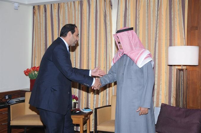 سمو ولي العهد الشيخ نواف الاحمد مرحبا بالشيخ محمد العبدالله