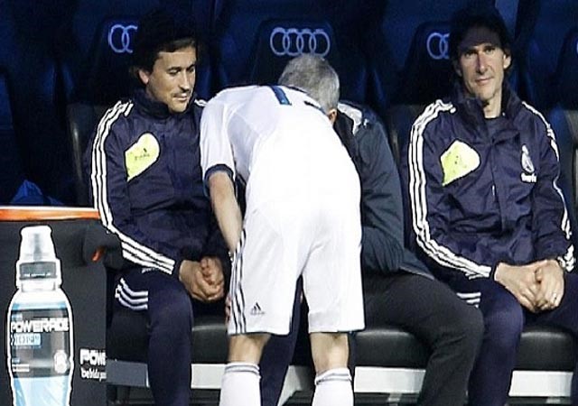 بالفيديو.. ما قاله مورينيو لمودريتش بعد استبداله خلال مباراة ملقة