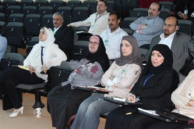 جانب من المشاركين في الدورة﻿