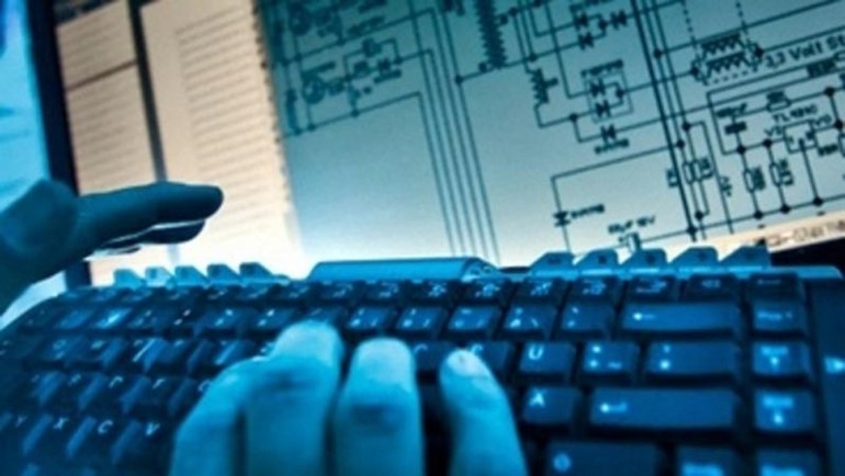 "مافيا" الاختراق الإلكتروني تهدّد أموال البنوك الخليجية